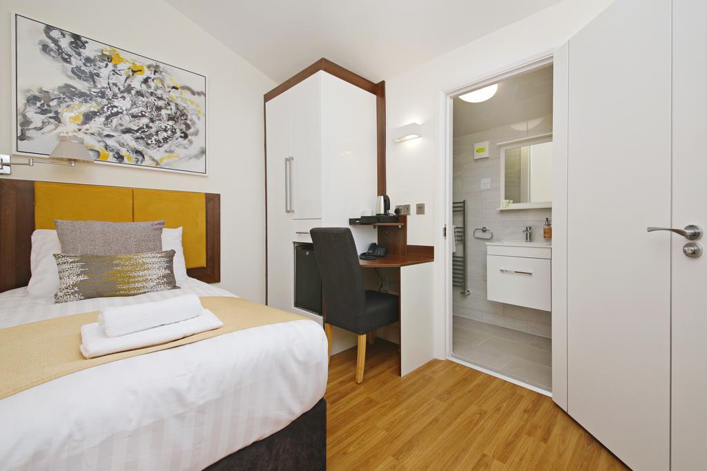 Imperial Guest House Ltd. Χάνσλοου Δωμάτιο φωτογραφία