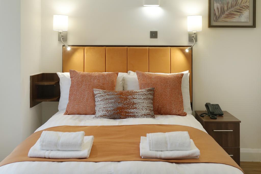 Imperial Guest House Ltd. Χάνσλοου Δωμάτιο φωτογραφία