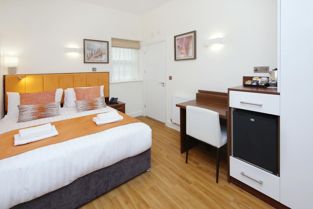 Imperial Guest House Ltd. Χάνσλοου Δωμάτιο φωτογραφία