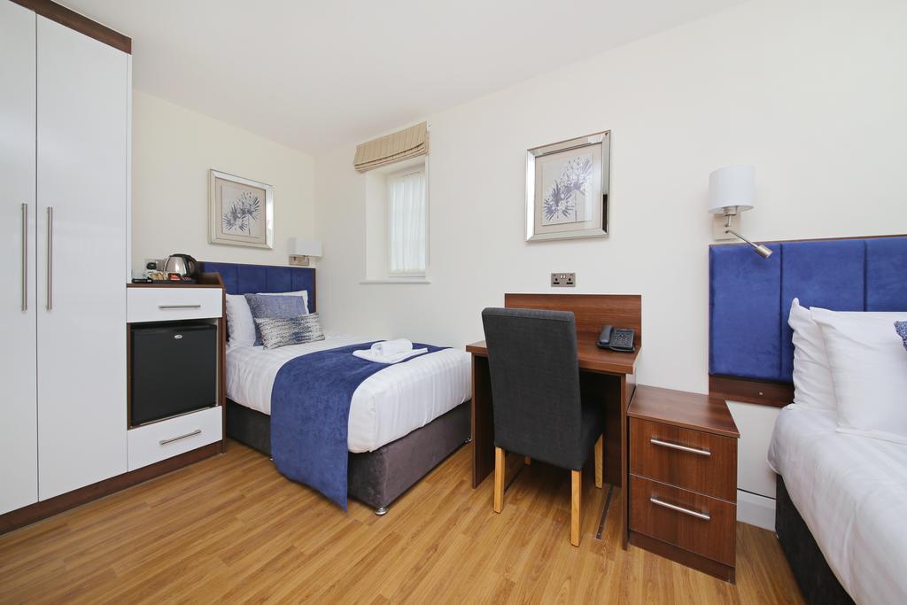 Imperial Guest House Ltd. Χάνσλοου Δωμάτιο φωτογραφία