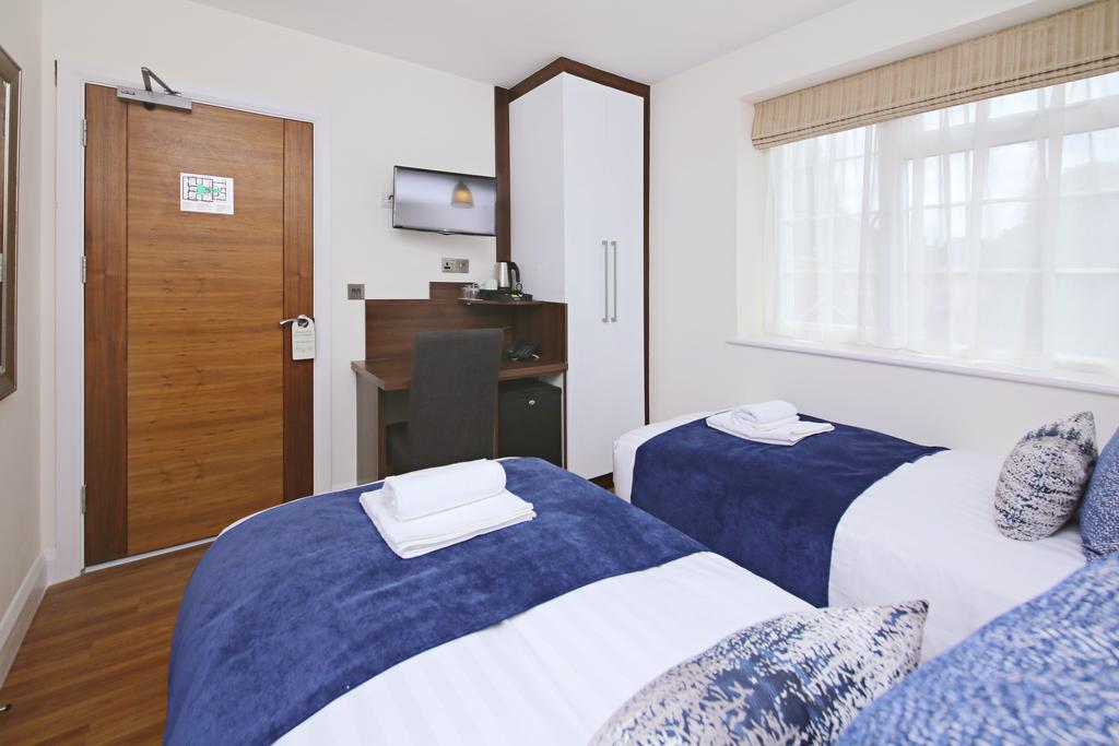 Imperial Guest House Ltd. Χάνσλοου Δωμάτιο φωτογραφία