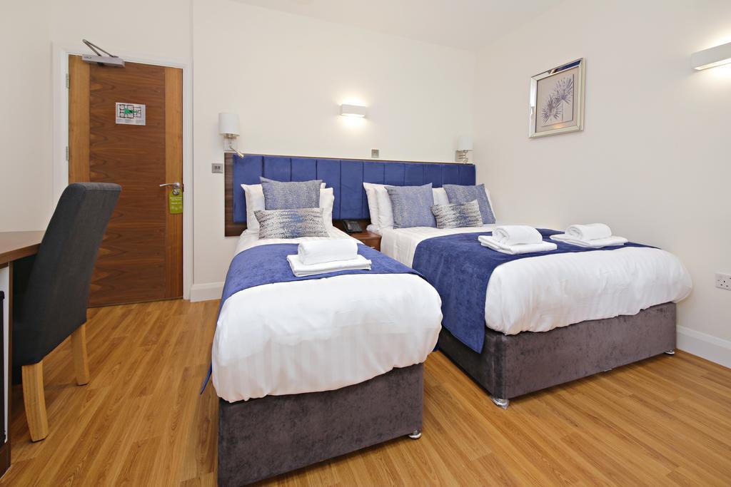 Imperial Guest House Ltd. Χάνσλοου Εξωτερικό φωτογραφία