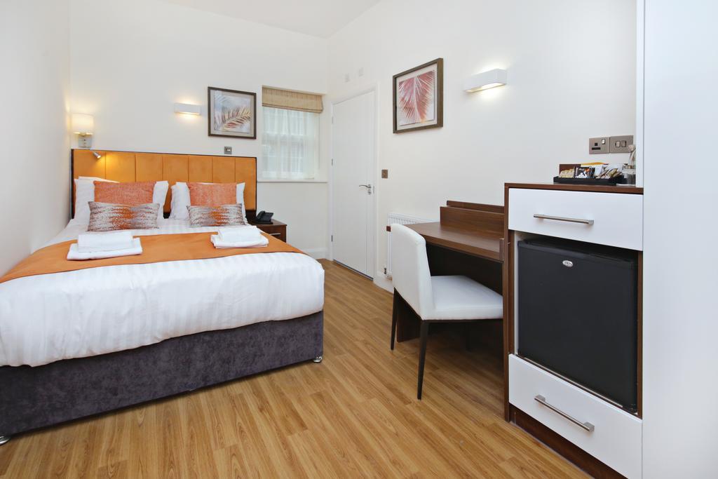Imperial Guest House Ltd. Χάνσλοου Δωμάτιο φωτογραφία